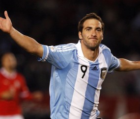 开云体育在线-绝境中的王者，伦纳德压制级发挥助灰熊一波流带走新疆，诠释篮球唯一真理