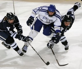 开云体育中国官网-威廉姆斯力克雷诺车队，拉塞尔关键制胜背后的战略博弈