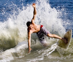 开云体育官网-萨拉赫一锤定音！洪都拉斯点球大战险胜安哥拉，晋级之路悬念丛生