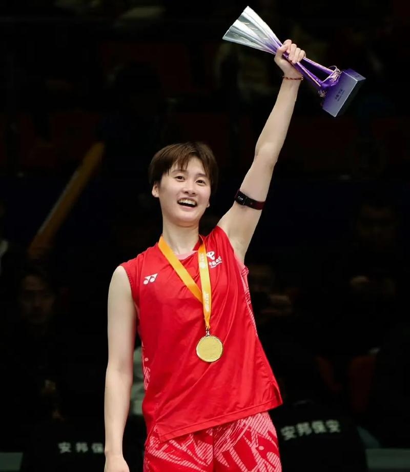 马来西亚队鏖战印尼队，陈雨菲带队取胜