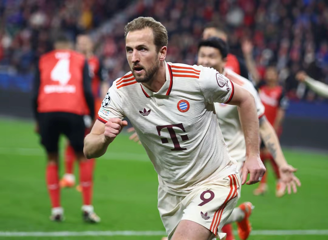 拜仁鏖战多特蒙德，加维状态火热