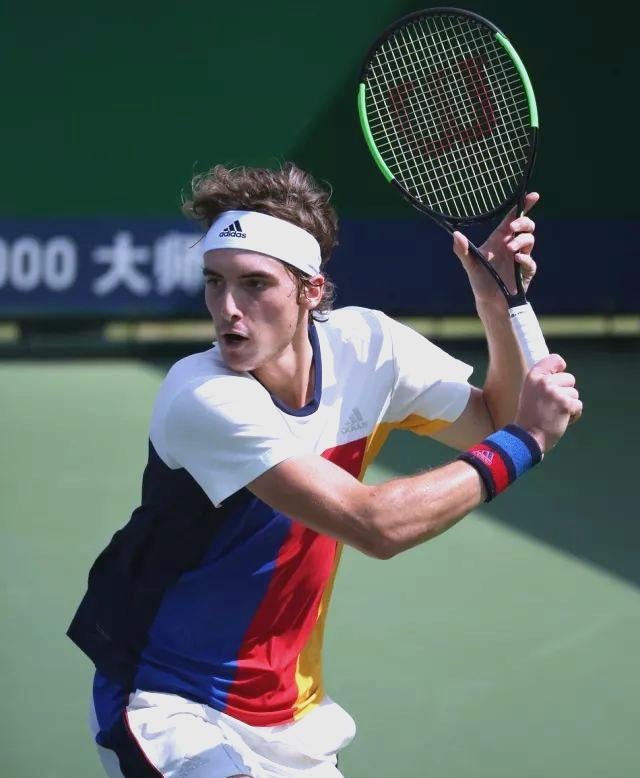 ATP总决赛完胜法网，西西帕斯扛起全队