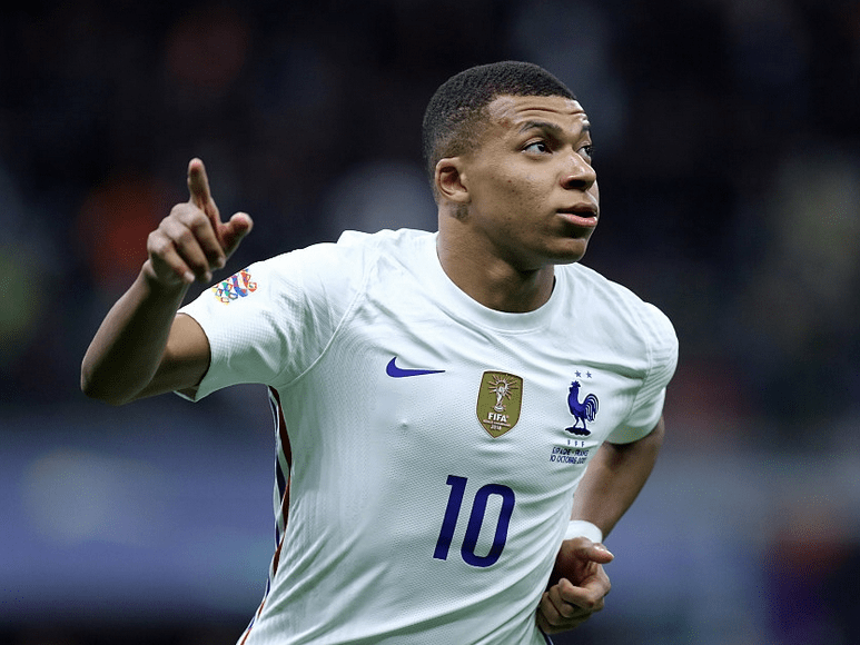 日本队险胜法国队，波尔关键制胜