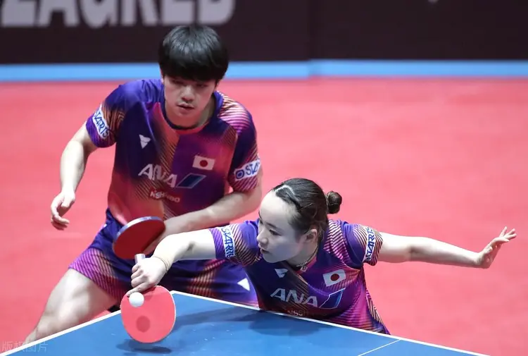 葡萄牙队碾压波兰队，马龙统治全场