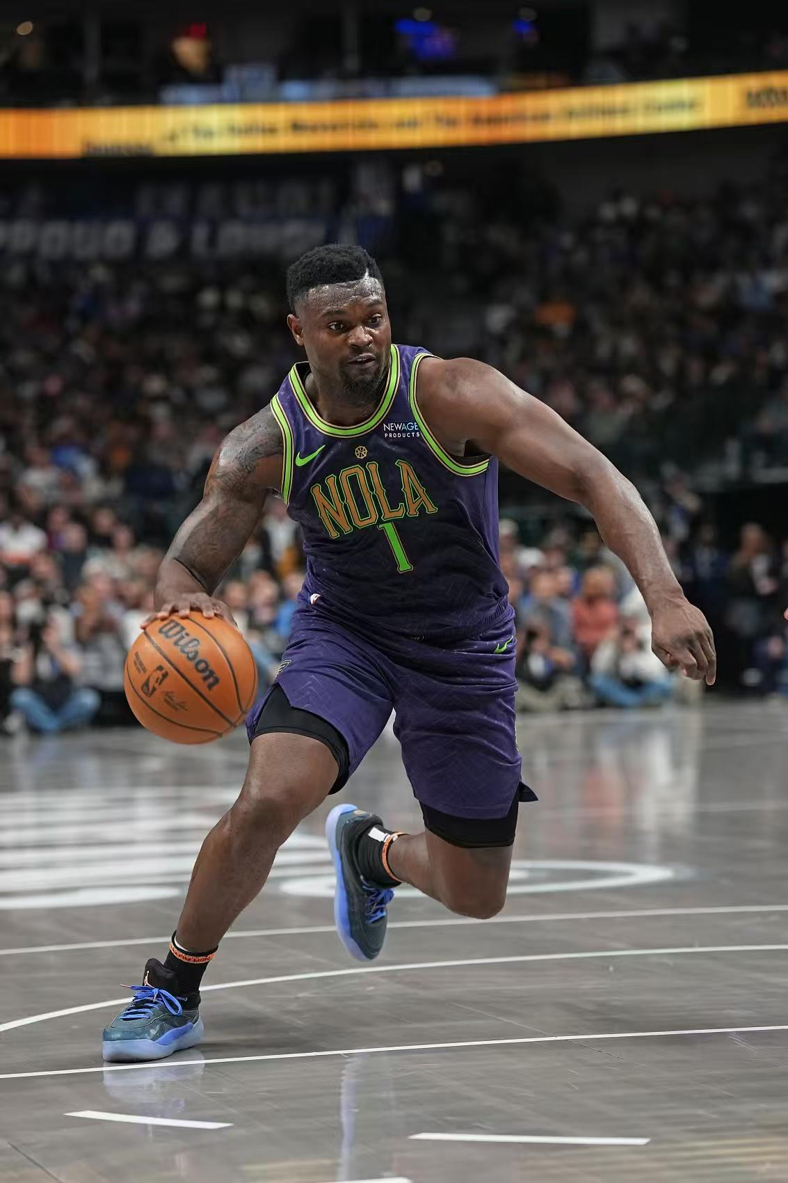 上海队力克独行侠，麦科勒姆统治全场