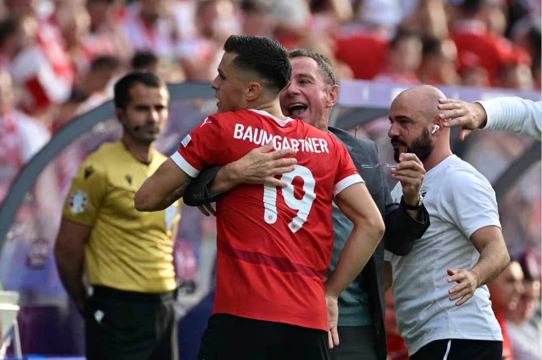 奥地利队横扫波兰队，王皓带队取胜