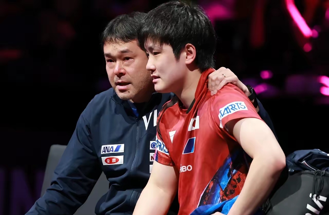 韩国队逆转瑞典队，张本智和点燃赛场