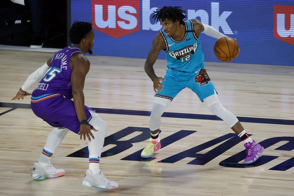 爵士逆转灰熊，高诗岩状态火热