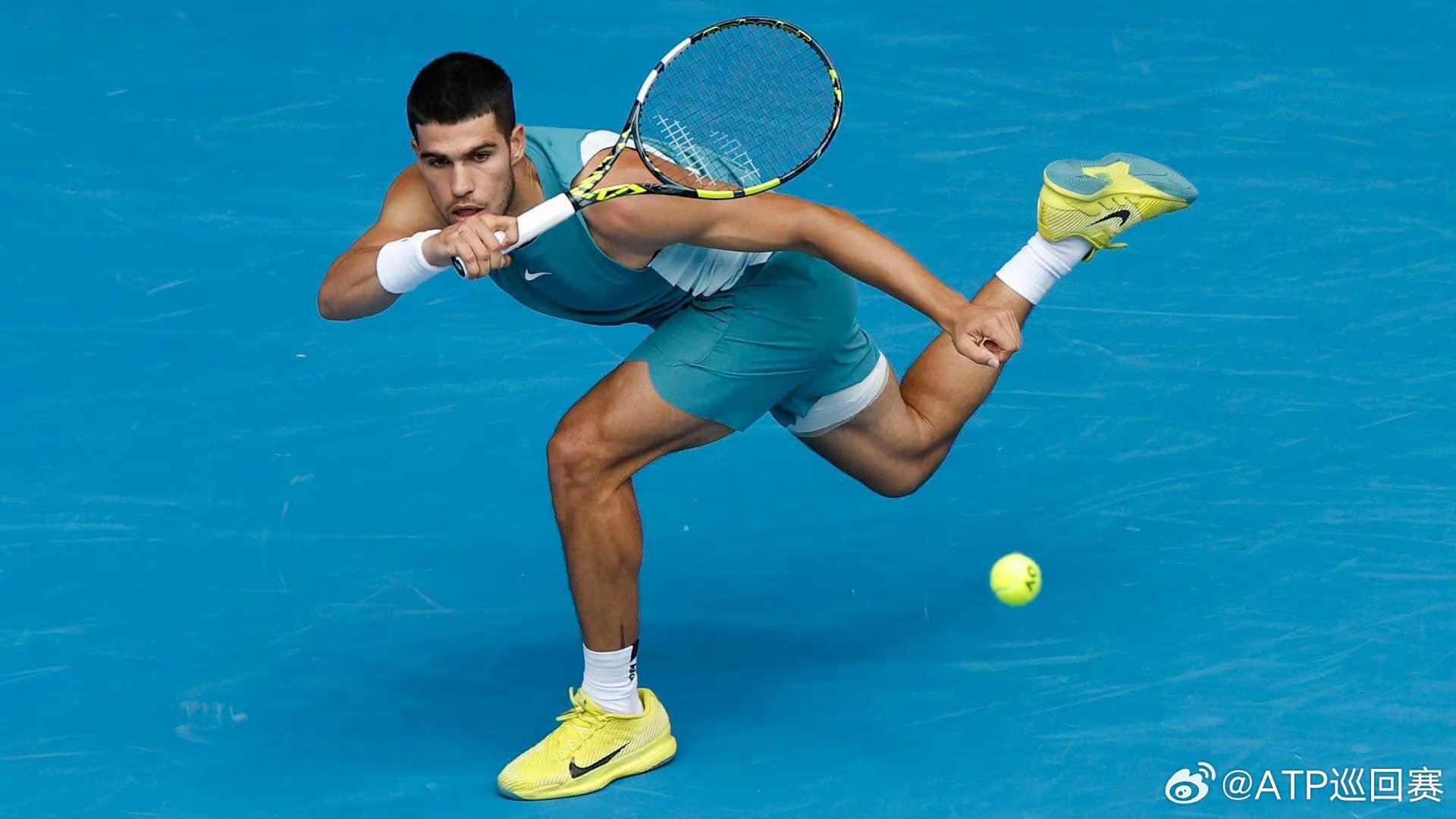 澳网逆转法网，阿尔卡拉斯带队取胜