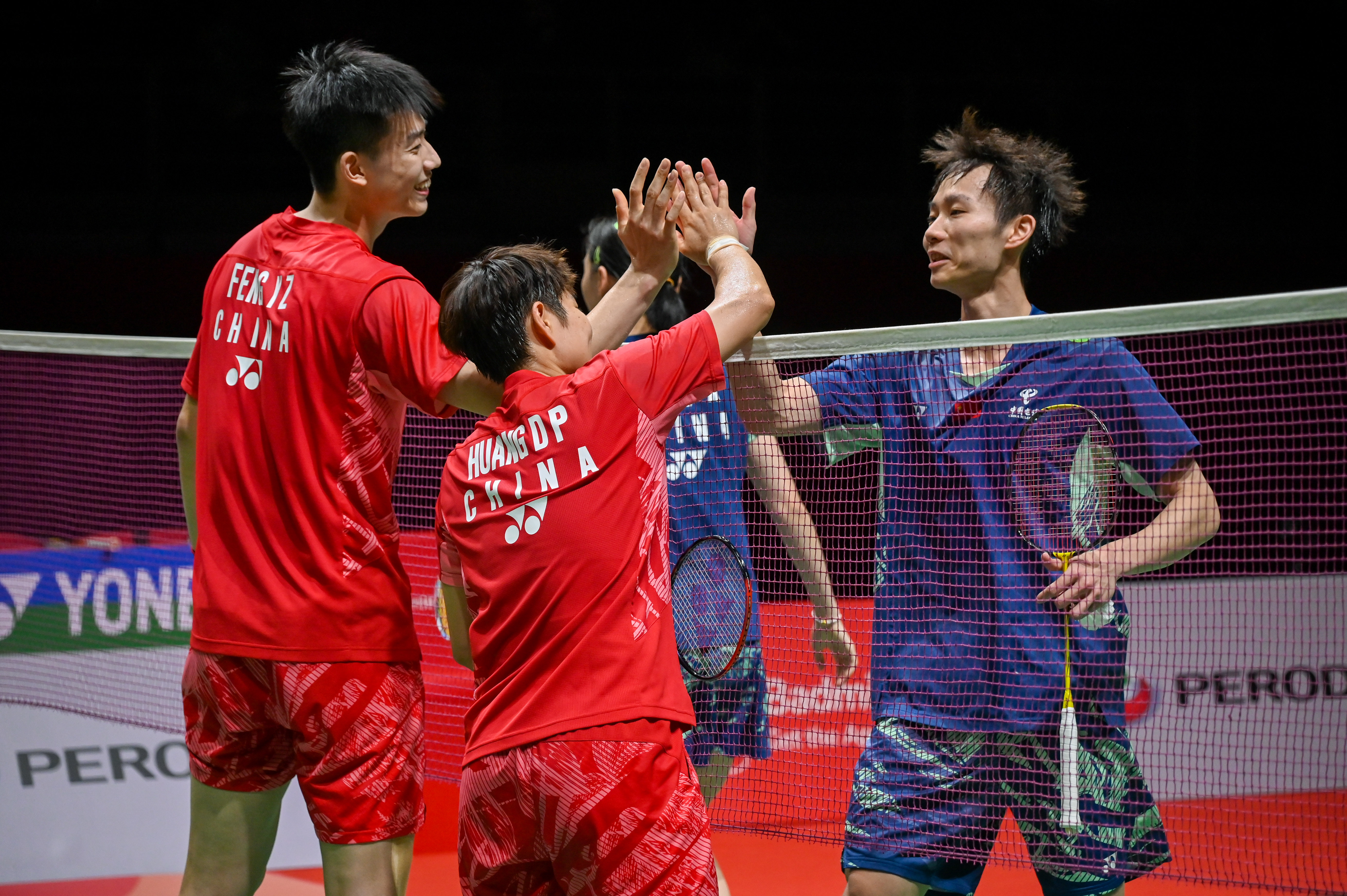 英格兰羽毛球队血洗马来西亚羽毛球队，安赛龙制霸全场