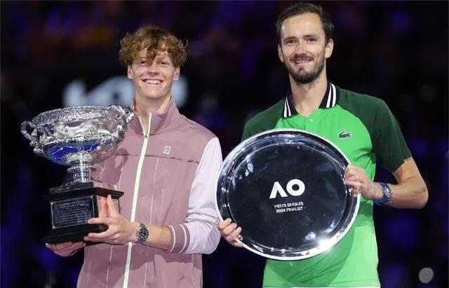 德国网球队险胜澳大利亚网球队，梅德韦杰夫关键制胜