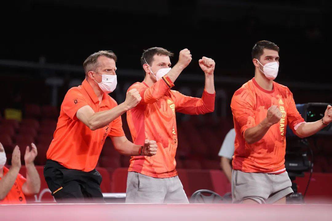 英格兰队碾压德国队，张继科带队取胜