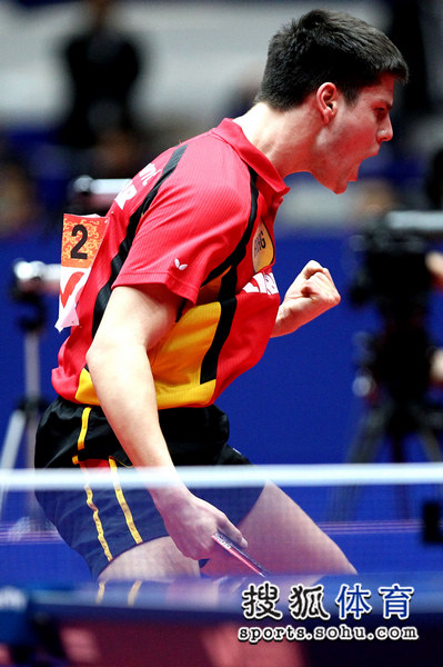 韩国队逆转日本队，奥恰洛夫扛起全队