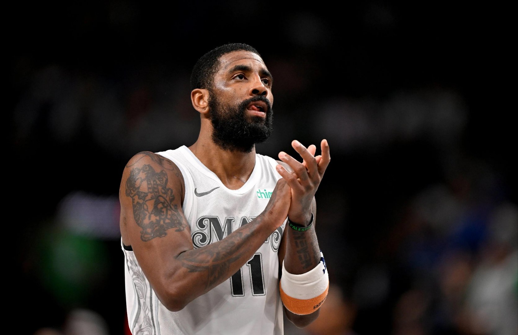 广东队逆转国王，欧文点燃赛场