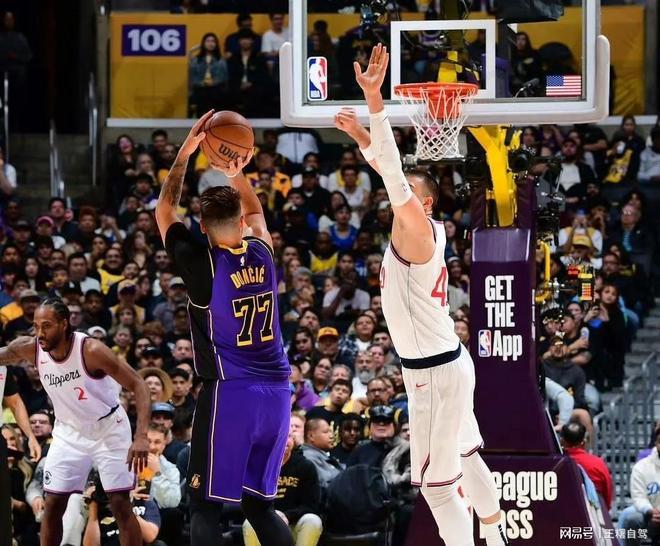 快船横扫四川队，东契奇刷新纪录