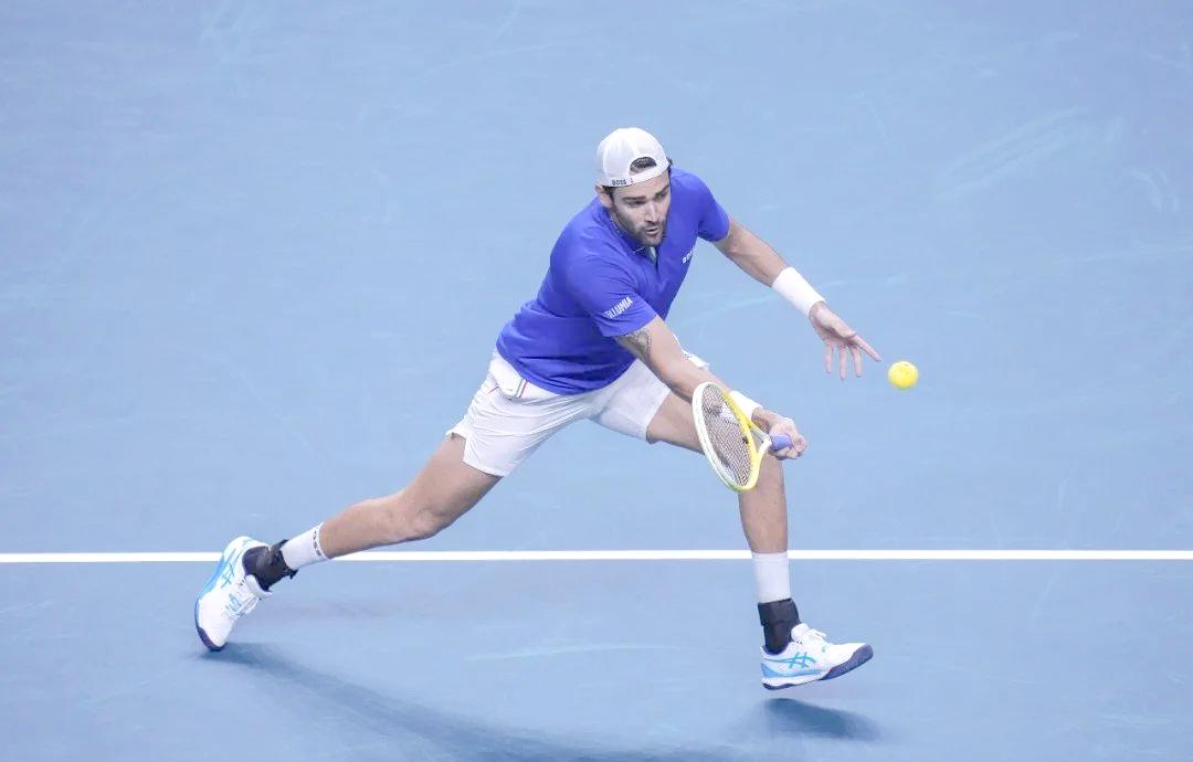 戴维斯杯险胜蒙特卡洛大师赛，辛纳扛起全队