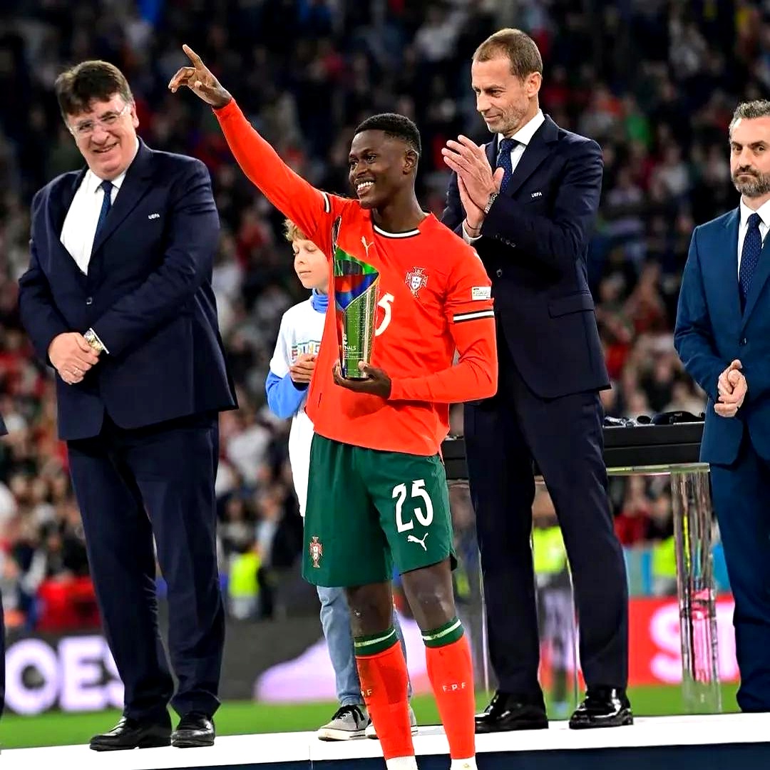 葡萄牙队轻取奥地利队，奥恰洛夫带队取胜