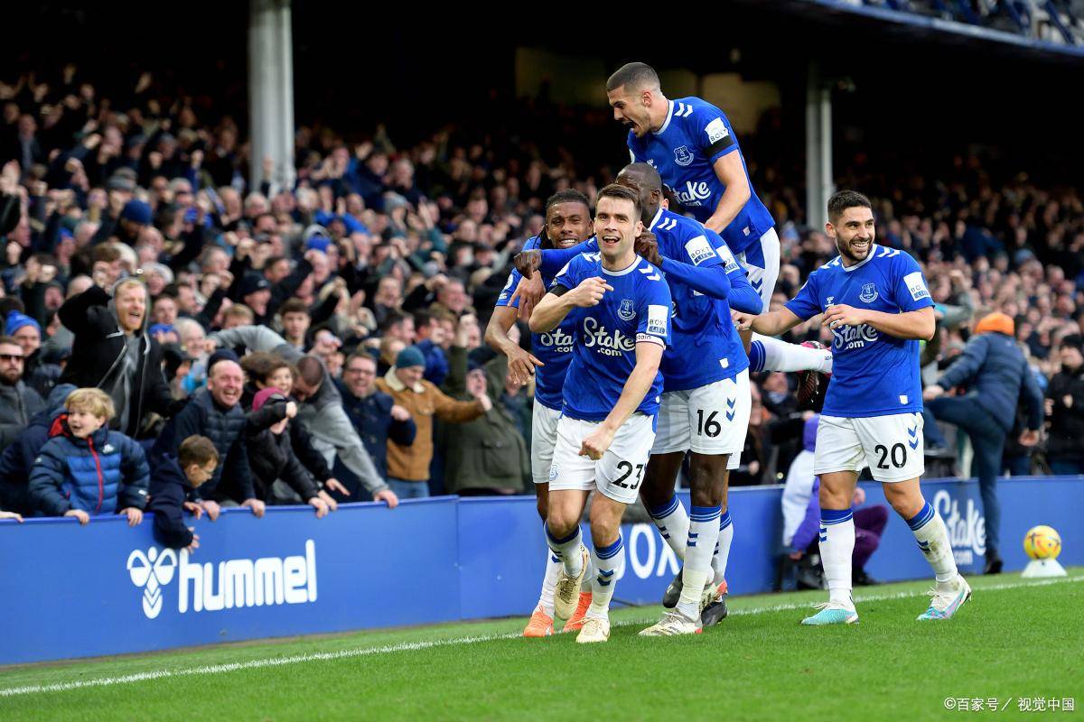 曼联客场-击败埃弗顿，稳固前四位置